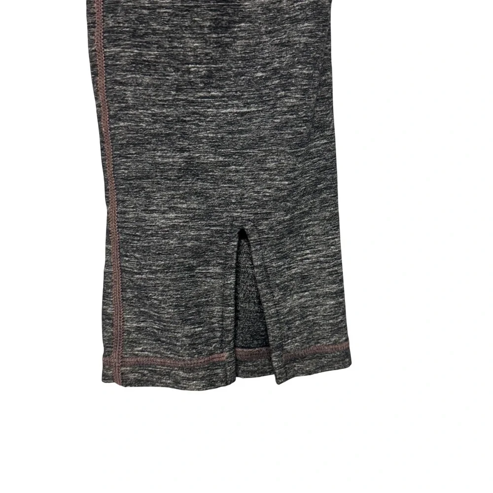 Lululemon‎ Size 2 Gather and Crow Crops Flare Leggings Gray Heathered Athletic